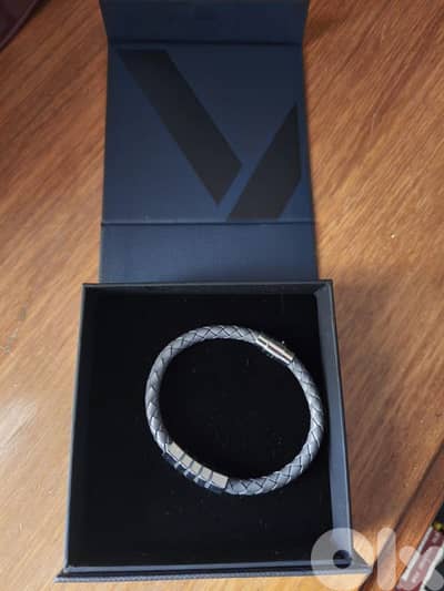 viceroy men bracelet still new never worn