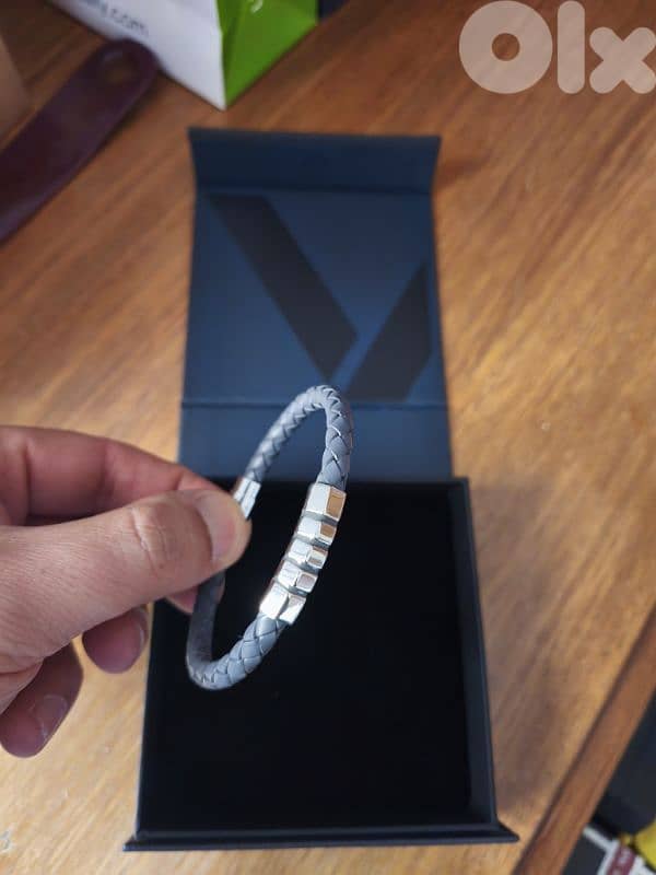 viceroy men bracelet still new never worn 4