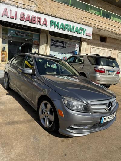 c300 2011 2 wheel super clean 1 owner