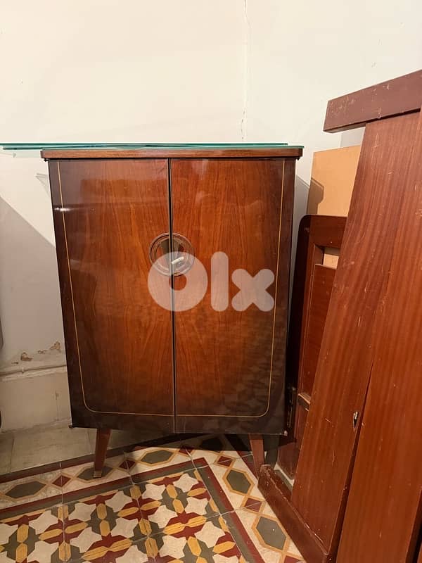 12 seater dining table with 2 buffet and mirror 12