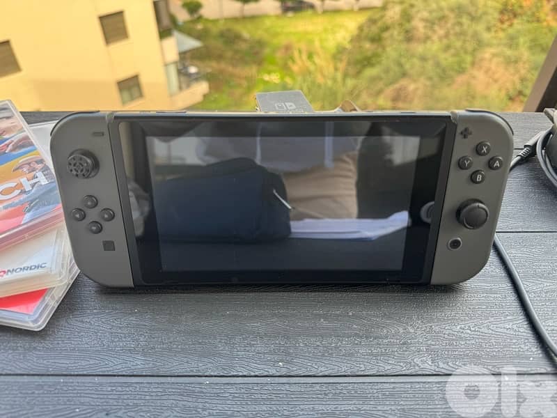 Black Nintendo Switch 1 1