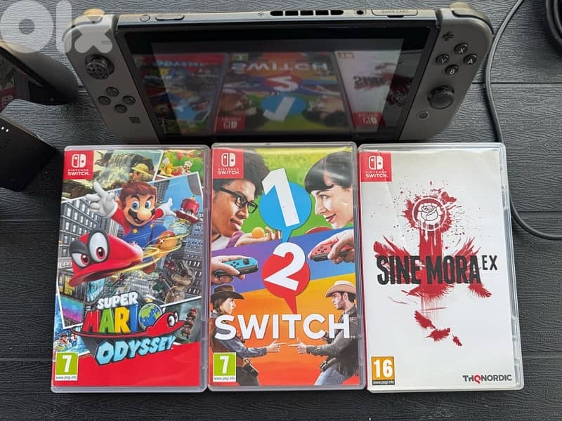 Black Nintendo Switch 1 3