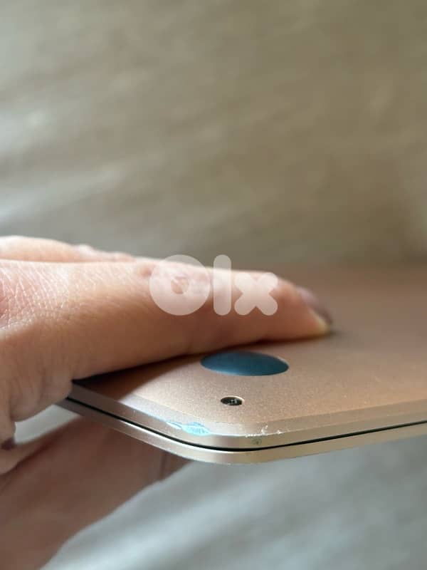 MacBook Air For Sale 9