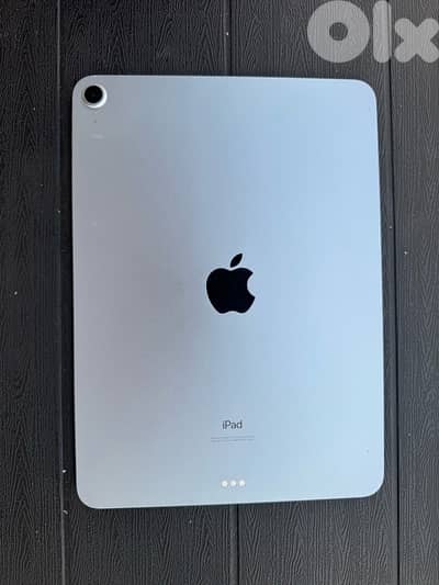 Ipad Air 4 w Keyboard and Mouse