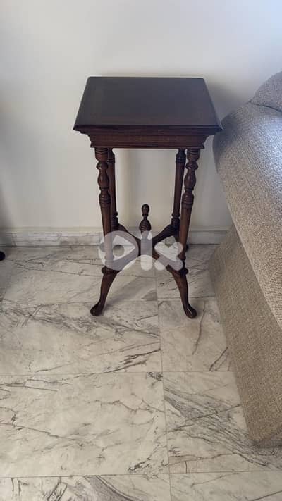 2 identical tablets vintage wood