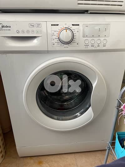 غسالة ميديا 7kg أوتوماتيك – لقطة