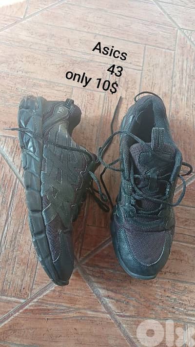 Asics الاورجينال