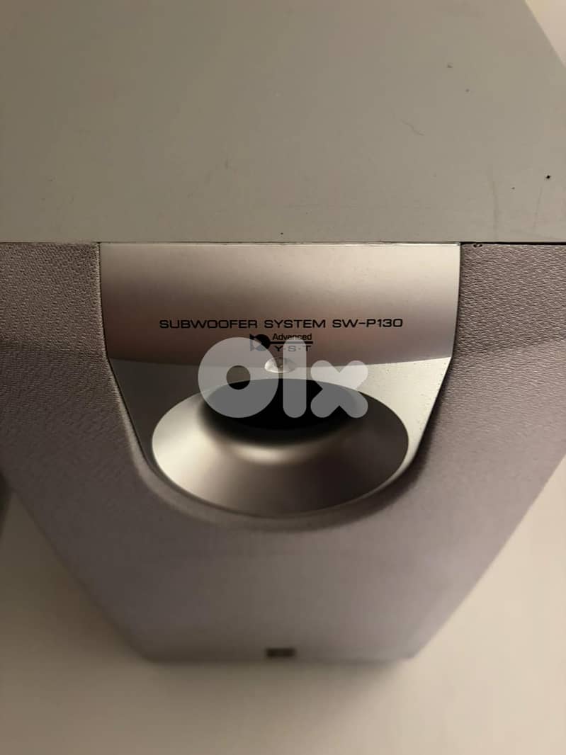 YAMAHA SUBWOOFER SYSTEM SW-P130 1