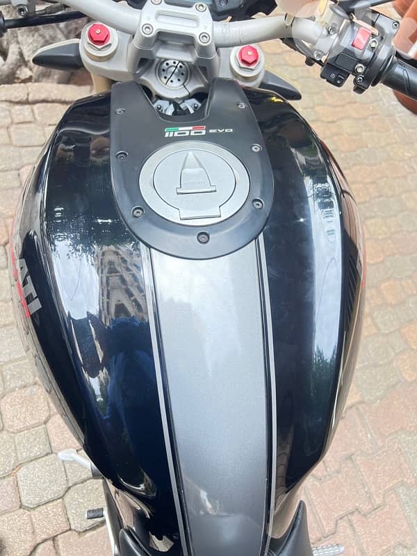 Ducati EVO 1100 15