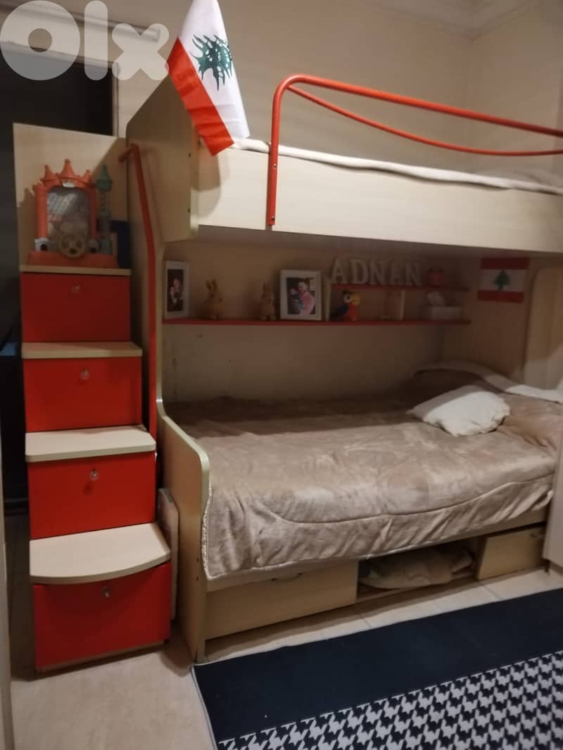 two kids bed + closet 1