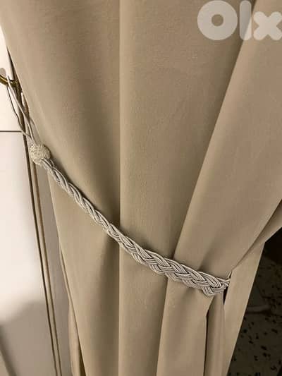 curtains ties - white color