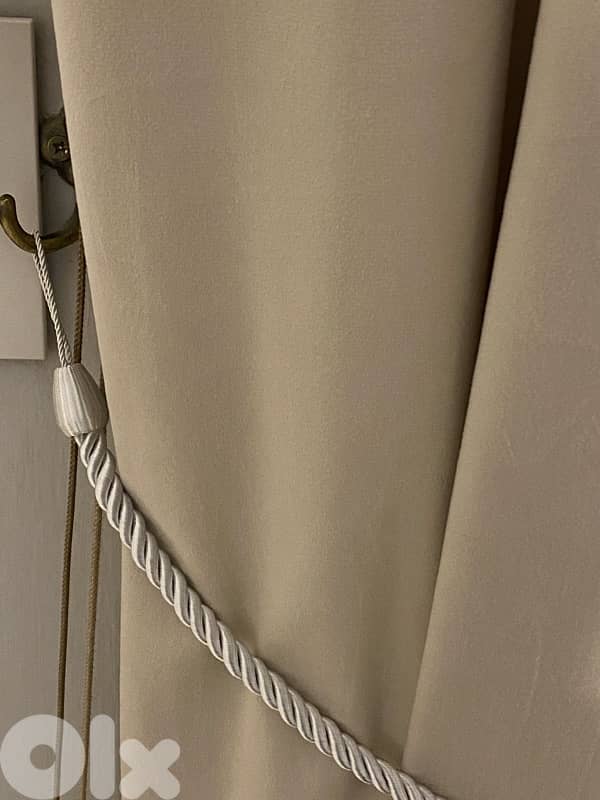 curtains ties - white color - excellent condition 2