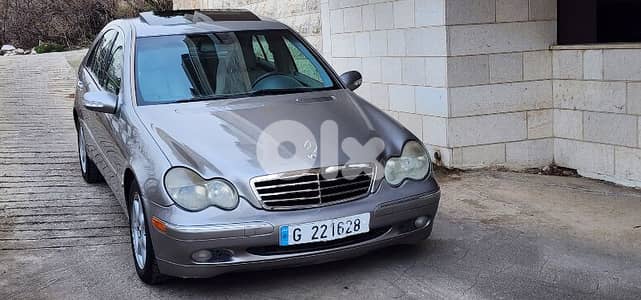 Mercedes-Benz C-Class 2004