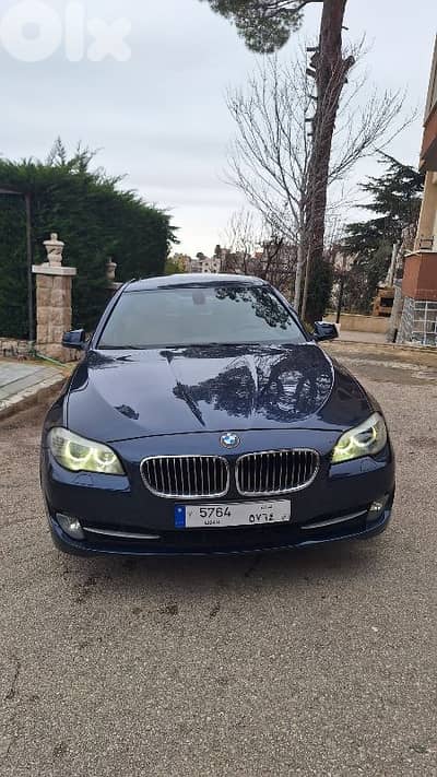 BMW 5-Series 2011
