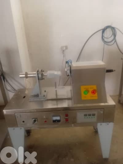 معدات صناعية للبيع