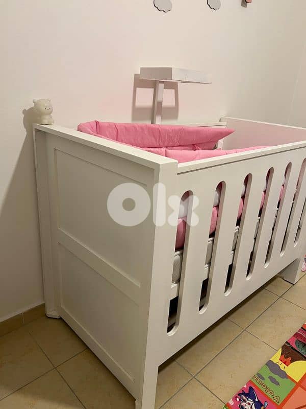 Kids bed for sale 1