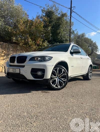 BMW X6 2011