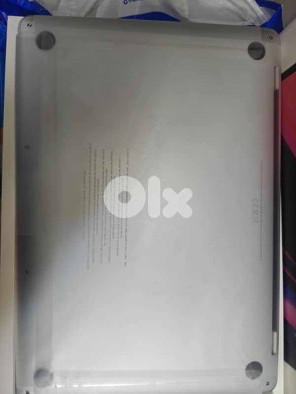 new sealed macbook pro M1 5