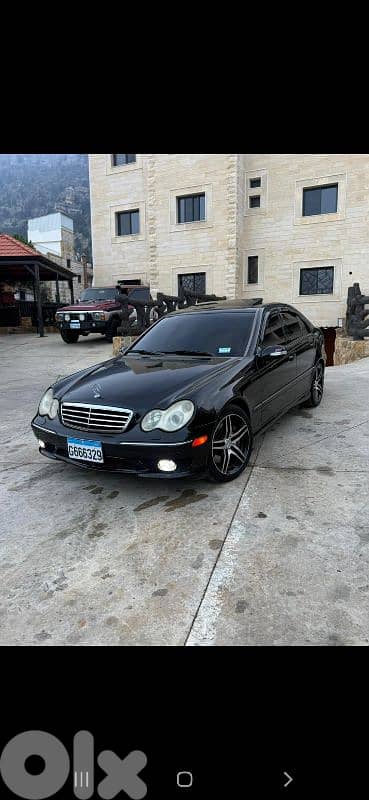 مرسيدس بنز سي-كلاس 2005