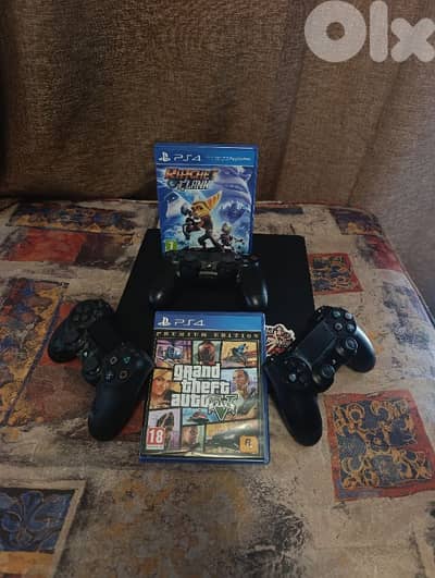 Ps4 with accessories
