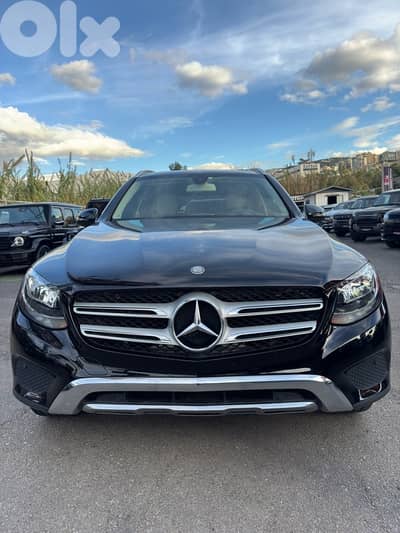 Mercedes-Benz GLC-Class 300 4Matic 2017! Clean Carfax!!!