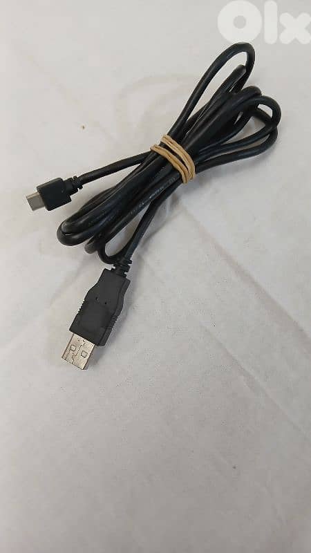 ps4 slim used like new 3