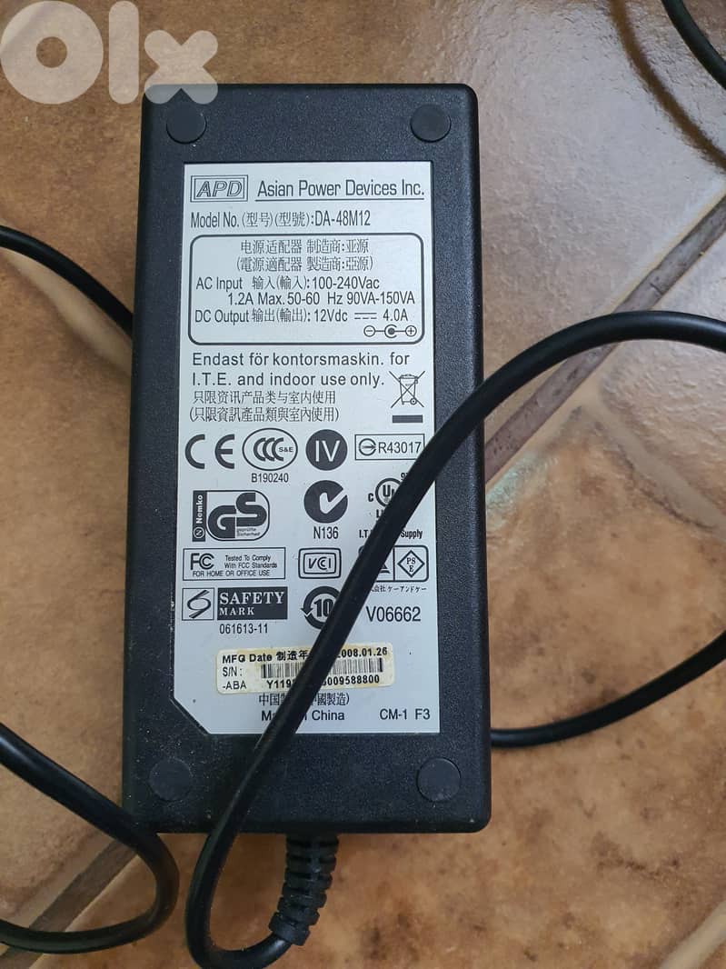 24 Adapter for laptops HP, Toshiba,Sony,. . . 13