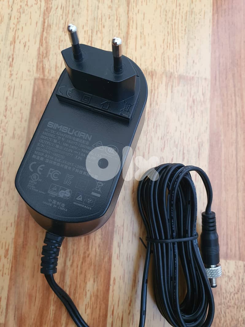 24 Adapter for laptops HP, Toshiba,Sony,. . . 16