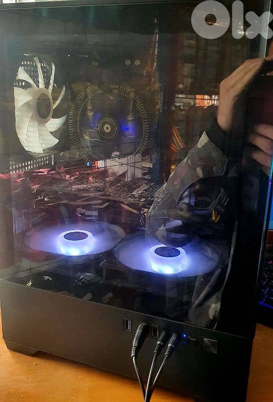 gaming computer *(used as new)*[1 month only] 5