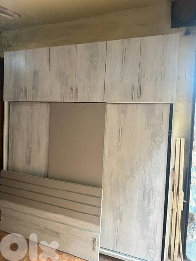 اوضة نوم شغل توصاية سحاب طابقين شبه جديدة