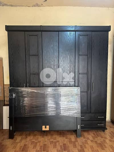 اوضة نوم كتير مرتبة ونظيفة