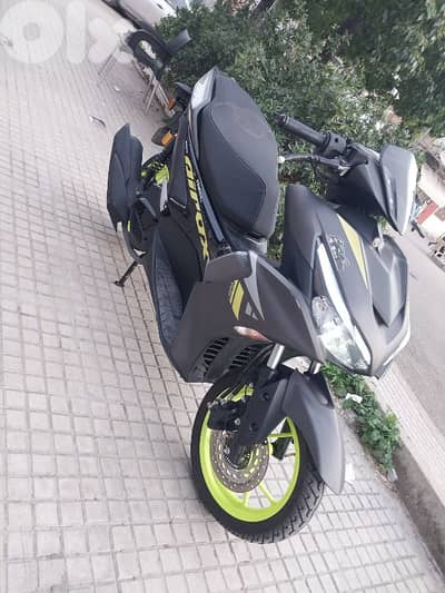 موتور ايروكس 150 ماشي الف كيلو جديد