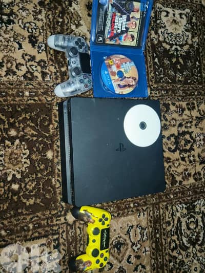 PS4 Slim Jailbroken + GameBato Library | 2 Controllers | 6 Games