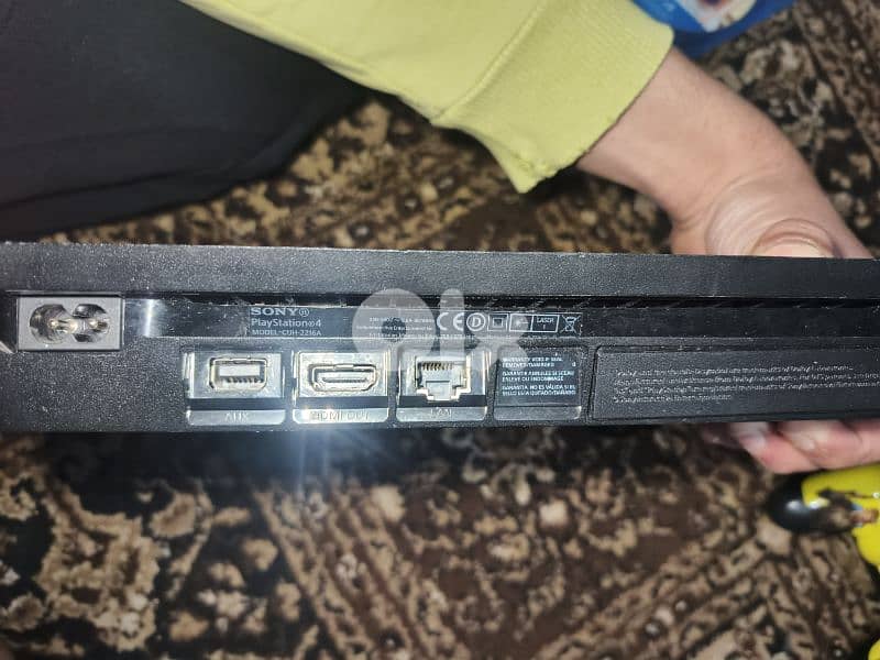 PS4 Slim Jailbroken  FC 26 & Black Ops 6 +4 Games+ Library+2 Controlrs 2