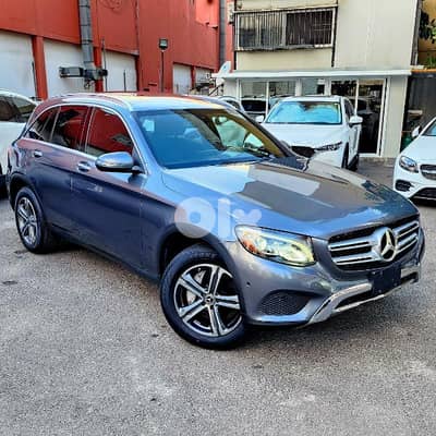 MERCEDES-BENZ GLC 300 4MATIC LUXURY EDITION 2017 MINT CONDITION