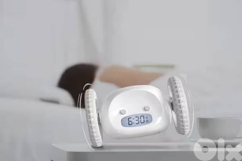 Meet CLOCKY – The Alarm That Runs Away! 8