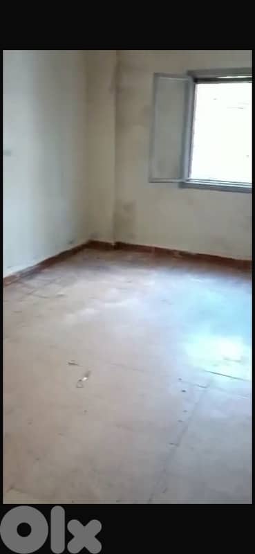 Achrafieh ground floor commercial 3 rooms Sodeco square beirut