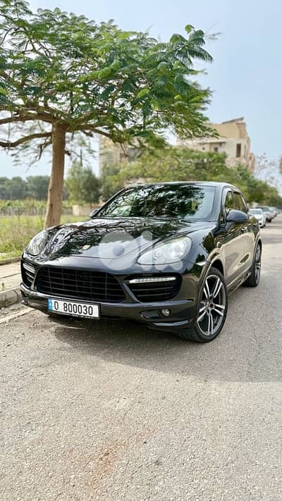 Porsche Cayenne GTS 2014