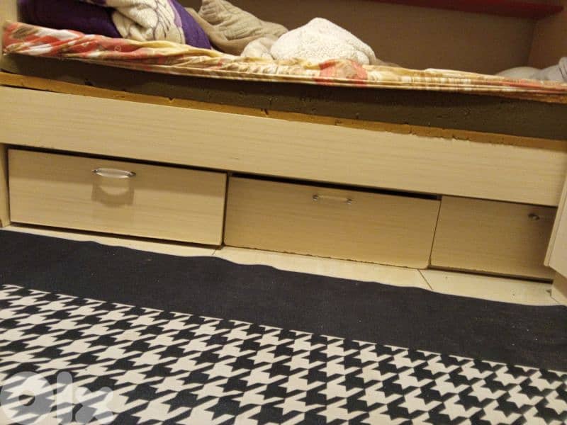 Kids bedroom Set - 2 beds + Closet 5