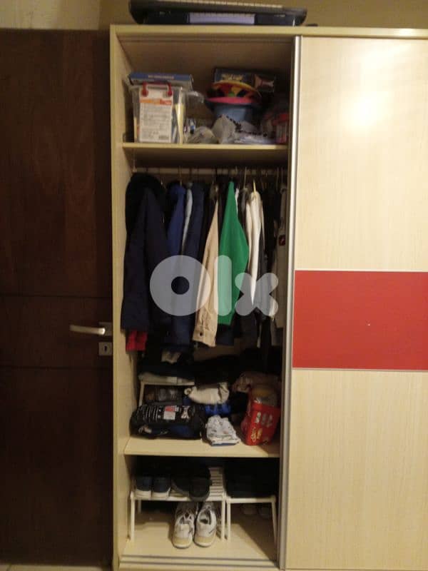 Kids bedroom Set - 2 beds + Closet 8