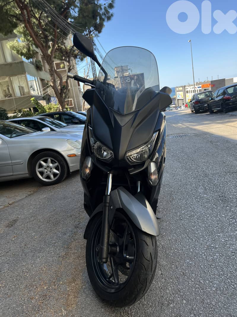Xmax yamaha70975456 4