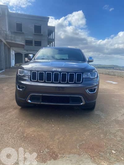 جيب شيروكى 2017