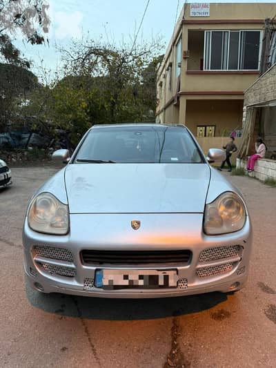 Porsche Cayenne 2005