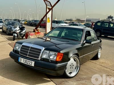 Mercedes benz w124 1993 e320 collection car matching number