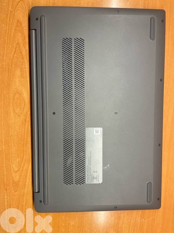 Lenovo Ideapad i3 slim 1