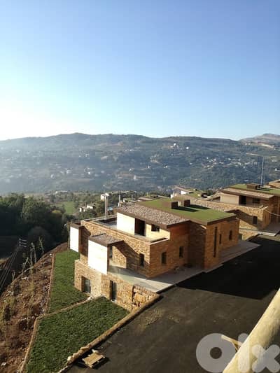 Chalet for rent in red rock bqaatouta-faqra