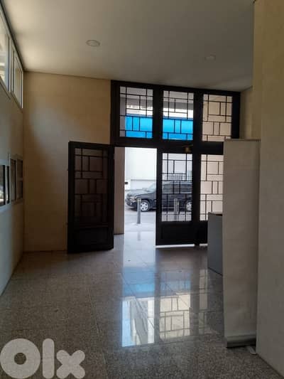 مكتب للايجار في فرن الشباك Office for rent in Furn el Chebbak