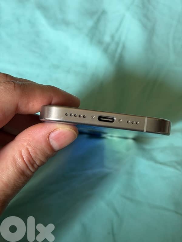 iPhone 15PRO 512GB 4