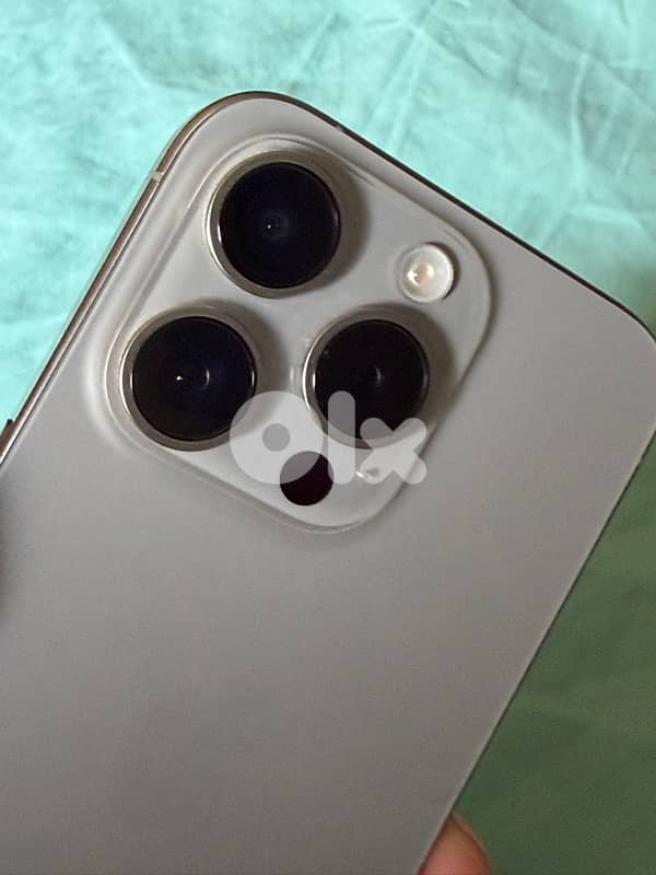 iPhone 15PRO 512GB 5