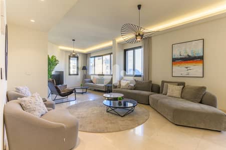 Furnished - 3 Bedrooms Apartment In Achrafieh